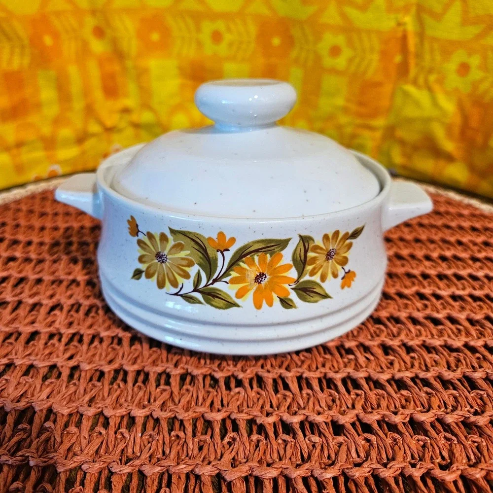 Vintage Capri Bake n Serve Stoneware Individual Casserole Japan